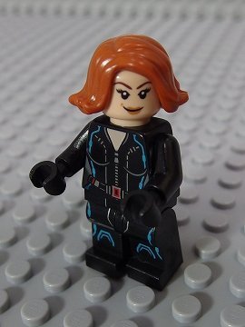 LEGO Minifig Super Heroes_186 Black Widow_B