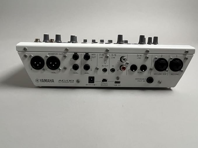 Yamaha AG08 W Live Streaming Mixer Live Streaming 8 Channels with Built-in Voice Changer, White