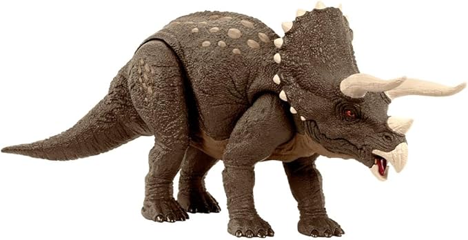 Mattel Jurassic World HPP88 Triceratops, Total Length: Approx. 18.1 inches (45.7 cm), 3 Years Old and Up