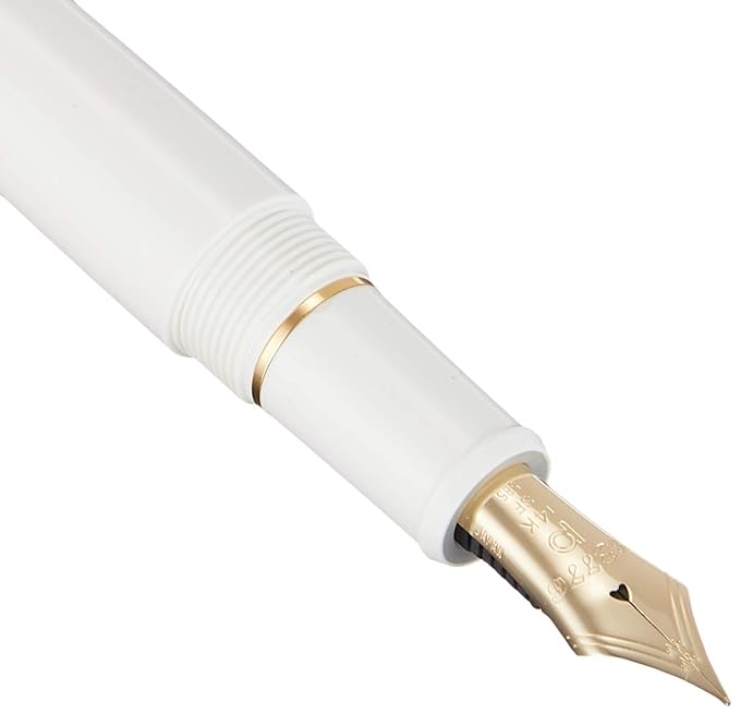 Platinum, Fountain Pen - #3776 Century gold trim Chenonceay White (SOFT FINE).