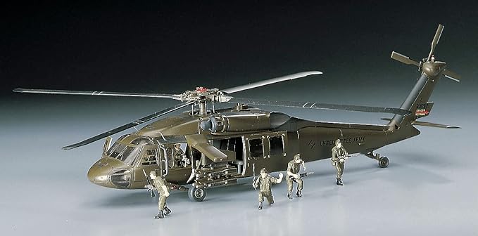 Hasegawa 1/72 US Army UH-60A Black Hawk Plastic Model D3