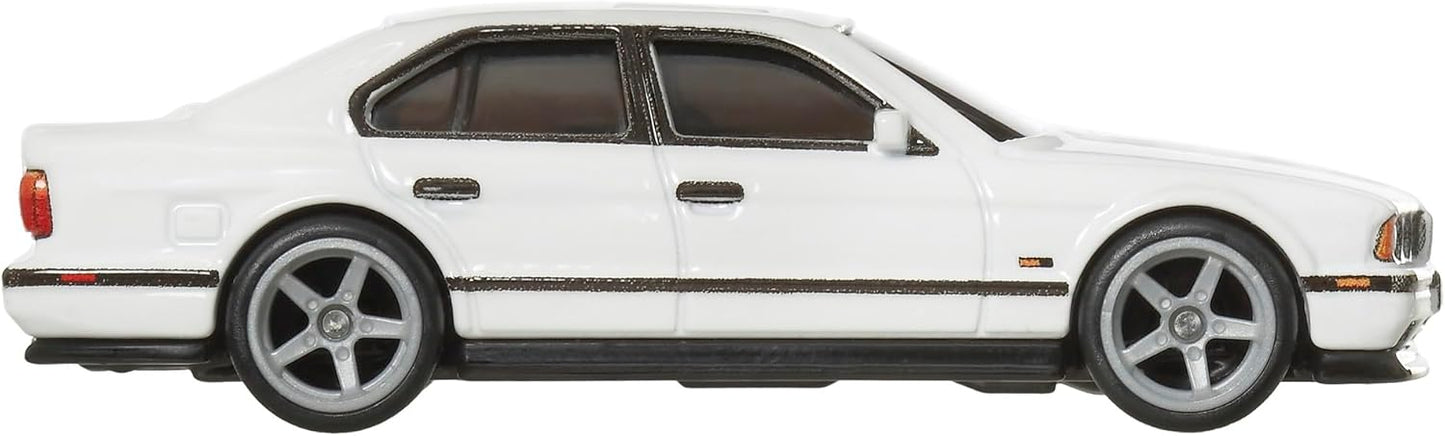 Hot Wheels JBL24 Boulevard '91 BMW M5 Vehicle Toy Mini Car 3 Years Old White