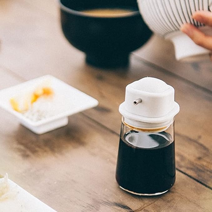 HARIO SYO-100-B Soy Sauce Sasher, One Push Type, 2.8 fl oz (80 ml), Black