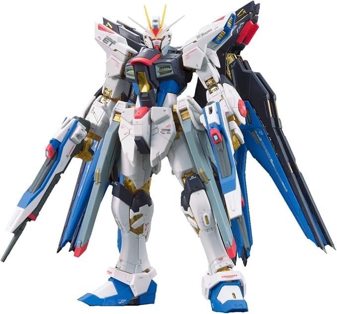 Bandai #14 Strike Freedom Gundam Gundam Seed Destiny, Bandai RG 1/144 - Model Kit