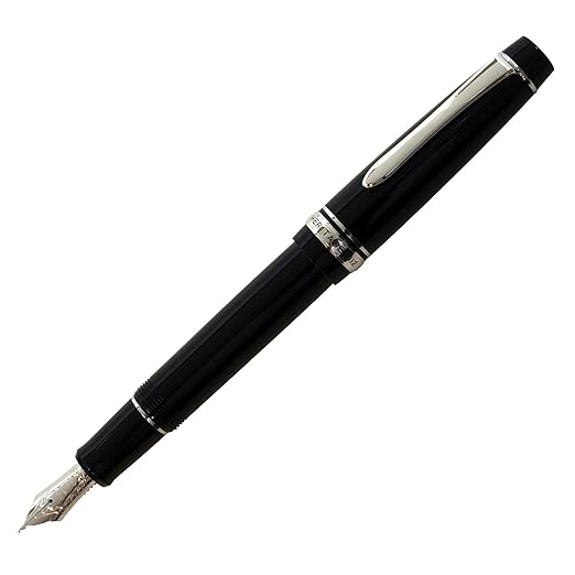 Pilot Fountain Pen Custom Heritage 912, Black Body, M-Nib