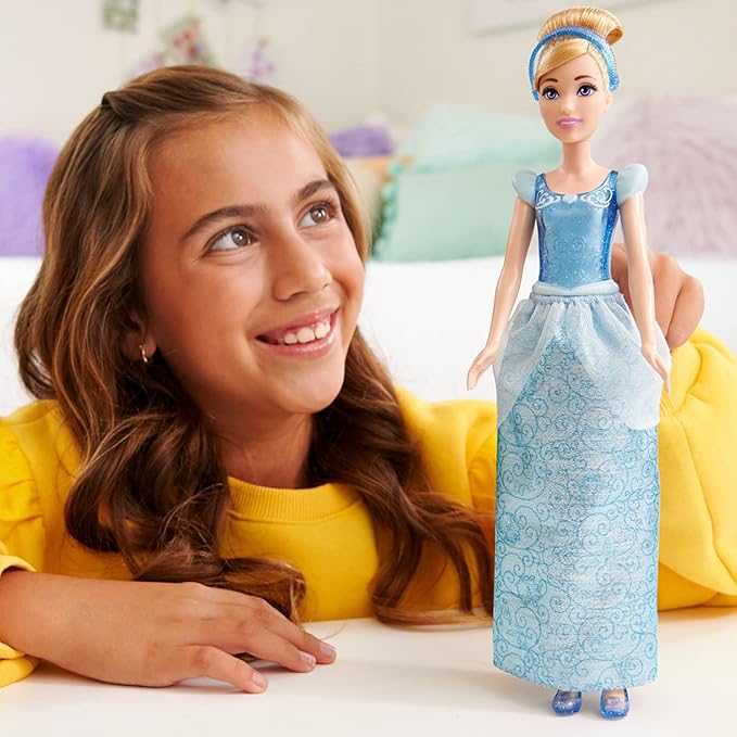 Mattel HLW06 Disney Princess Cinderella (Disney 100th Anniversary Celebration)