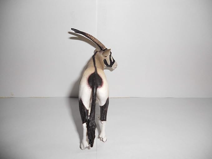 Schleich North America Oryx Toy Figure