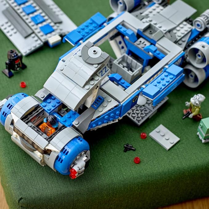 LEGO 75293 Star Wars Resistance I-TS Transport Shuttle Toy with Rebels Figures, Disney World Building Set