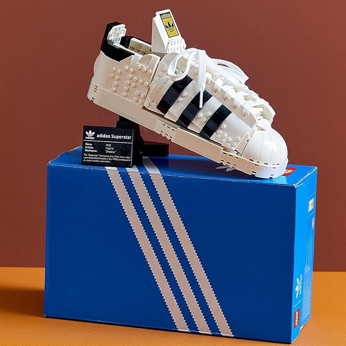 LEGO Adidas Originals Superstar 10282 Building Kit (731 Pcs),Multicolor