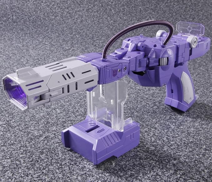 TOMY Transformers MP29 Defense Staff Shockwave