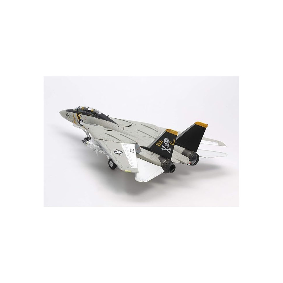 Tamiya 1/48 Masterpiece Series F-14A No.114 Grumman Tomcat Plastic Model 61114