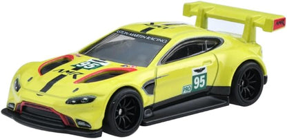 Hot Wheels HKC60 Car Culture - Race Day - Aston Martin Vantage