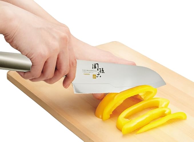 Kai Seki Magoroku Small Santoku Knife 145mm 10000ST