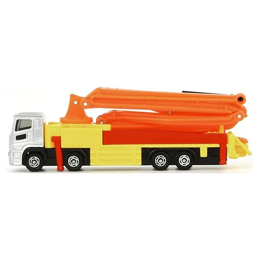 Takara Tomy Tomica Long Type Tomica No. 127 Mitsubishi Fuso Super Grate Concrete Pump Car Mini Car