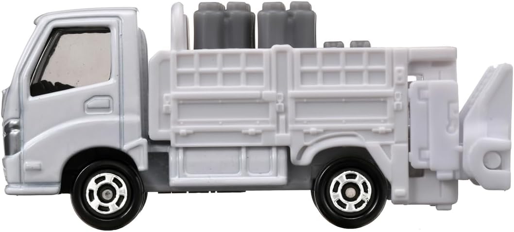 Takara Tomy Tomica No. 80 Propane Gas Delivery Car Toy for 3 Years and Up