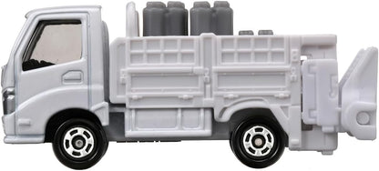 Takara Tomy Tomica No. 80 Propane Gas Delivery Car Toy for 3 Years and Up
