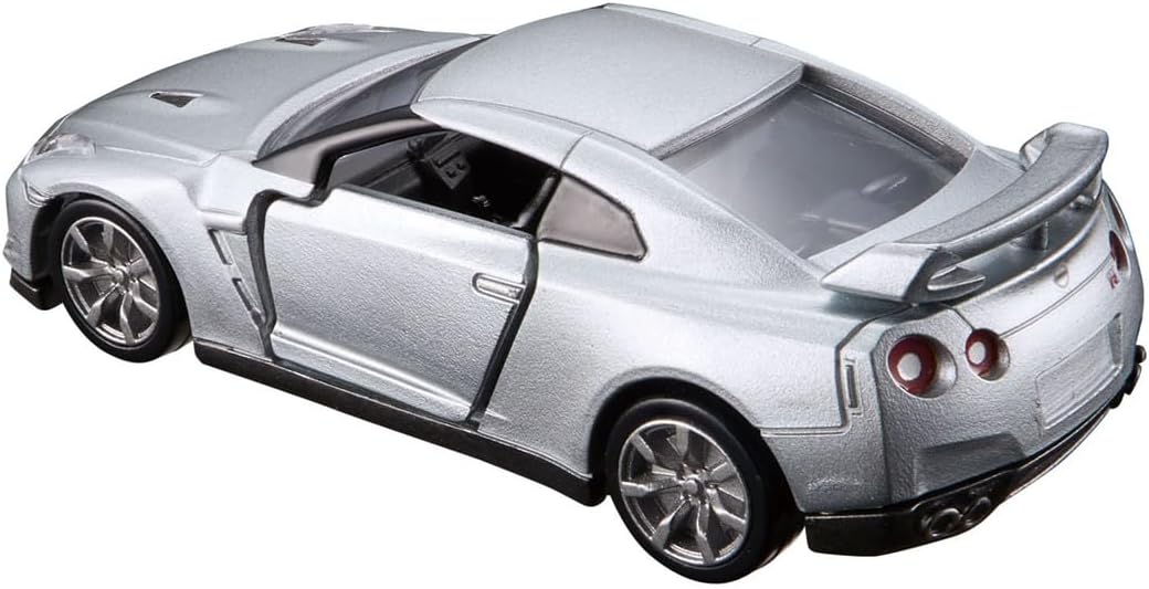 Takara Tomy Tomica Premium 17 Nissan NISSAN GT-R Mini Car Toy for Ages 6 and Up