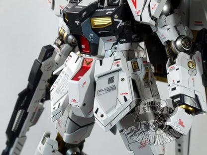 Bandai Hobby Nu Gundam Version Ka Char's Counterattack 1/100 - Master Grade