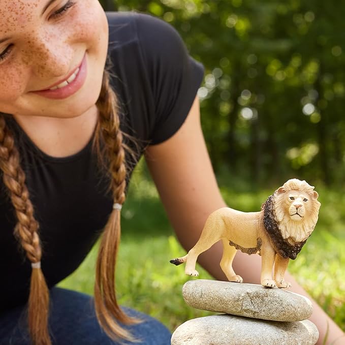 Schleich Lion Toy Figurine (Multicolor)