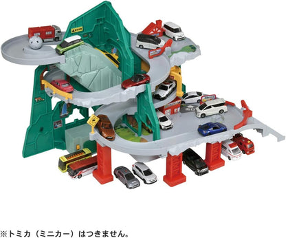 Takara Tomy "Tomica Go Through the Tunnel! Mountain Climbing Drive" Mini Car, Car, Toy, For Boys, Ages 3 and Up, Toy Safety Standards Compliant, ST Mark Certified, TOMICA TAKARA TOMY