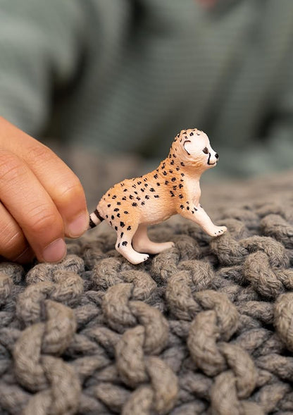 Schleich Wild Life New 2023, Wild Animal Safari Toys for Boys and Girls, Cheetah Cub Toy Figurine, Ages 3+