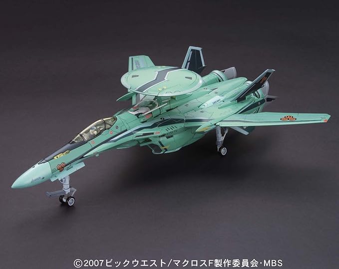 Tomy Transformer 1/72 RVF-25 Messiah Valkyrie Luca with Ghost (Macross F (Frontier))
