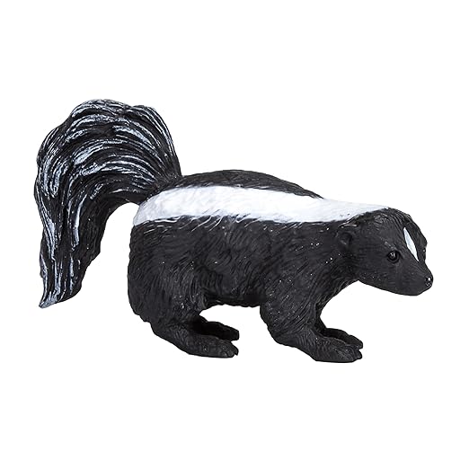 mojo by skunk Figurines