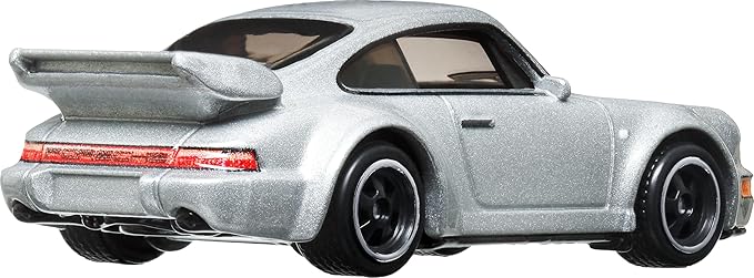 Hot Wheels HRT97 Fast and Furious - Porsche 911 Carrera RS 3.8 Ride on Toy Mini Car