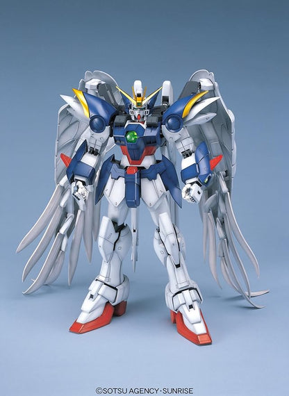 Bandai Hobby - Gundam Wing: Endless Waltz - Wing Gundam Zero (EW),Bandai PG 1/60