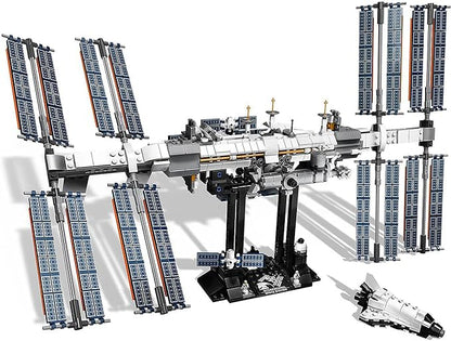 LEGO Ideas International Space Station 21321 Building Kit for Display (864 Pcs),Multicolor