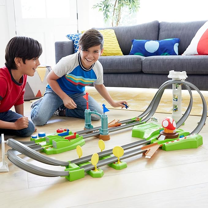 Hot Wheels GCP27 Mario Kart Circuit Track Set
