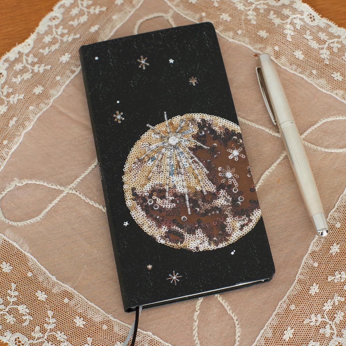 Hobonichi Techo 2027 weeks Starlight January start weekly planner.