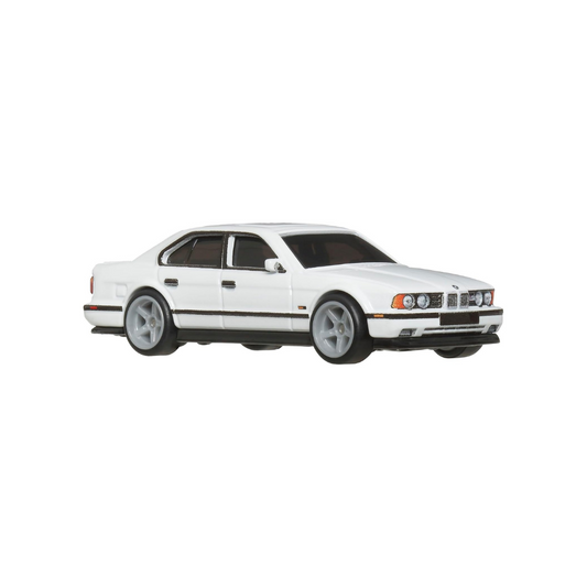 Hot Wheels JBL24 Boulevard '91 BMW M5 Vehicle Toy Mini Car 3 Years Old White